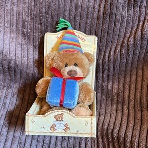 Vintage Gund Thinking Of You Happy Birthday Bear W/Present and Birthday Hat NIB